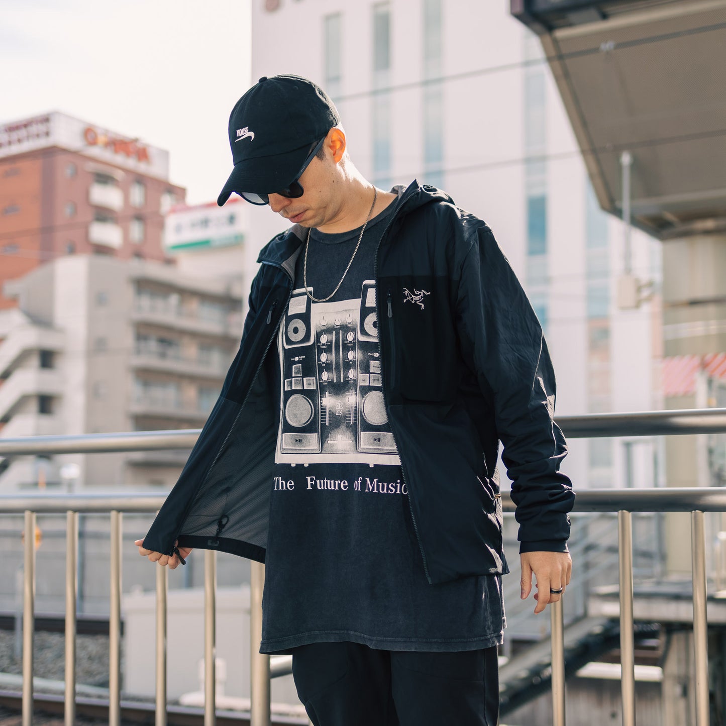 The Future of Music Sleeveless Tee / Black Edge - IKendoit.Shop
