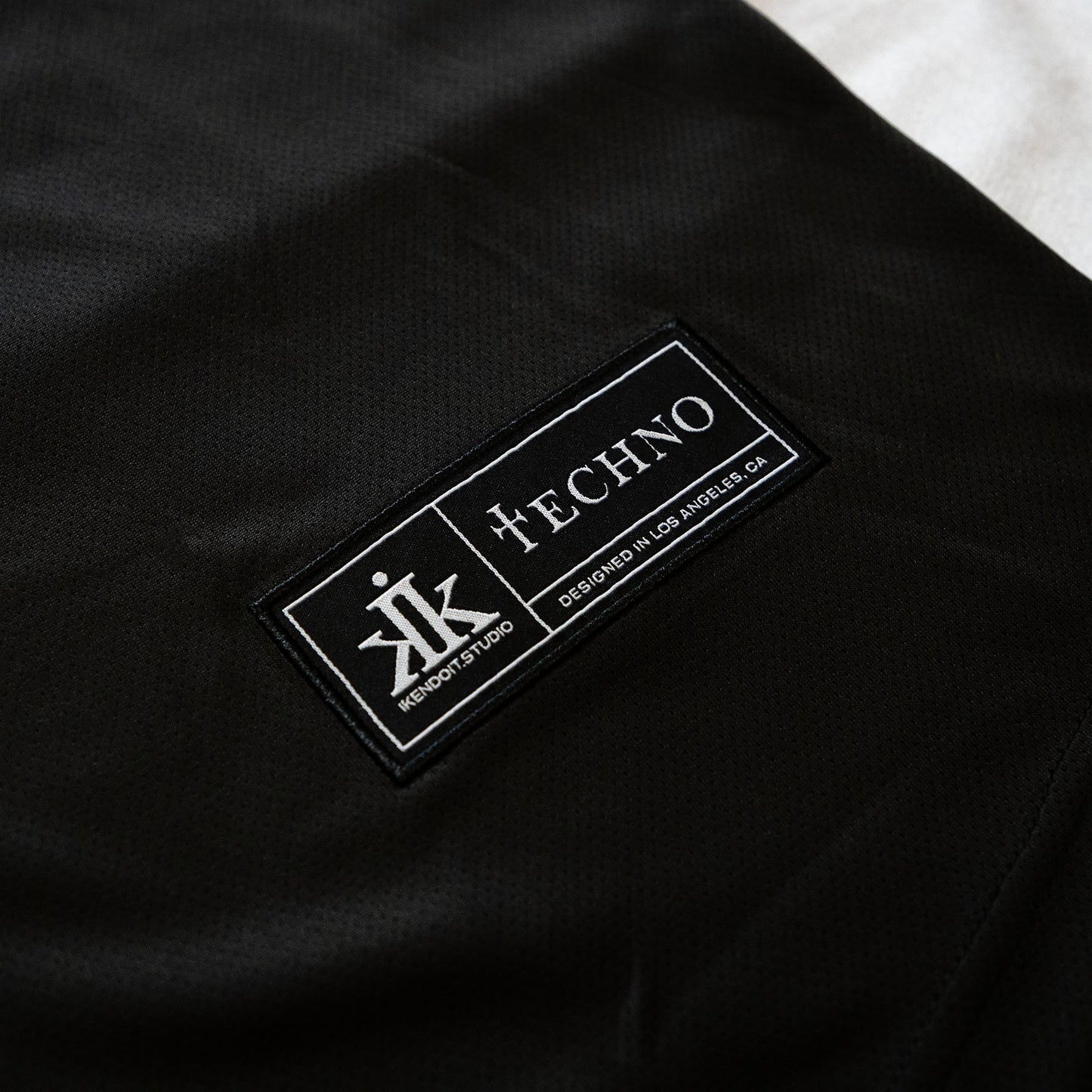 Techno Baseball Jersey / Black - IKendoit.Shop
